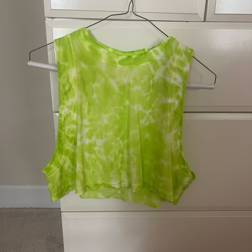 NWOT Lululemon Tie Dye Cropped Muscle Tee